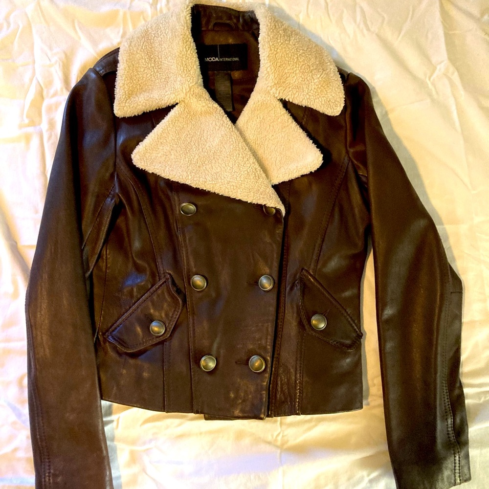 Moda International Lamb's Leather Women's Bomber-Style jacket.
